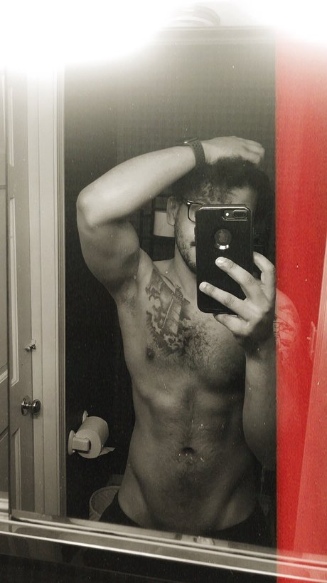 Shawn Hancock aka TheSpicyStepBro_ nudes star archive