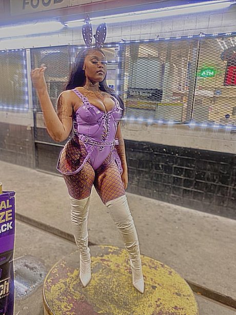 Prince Puppy actress pic