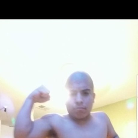 Rafael Dragon model erotic pics