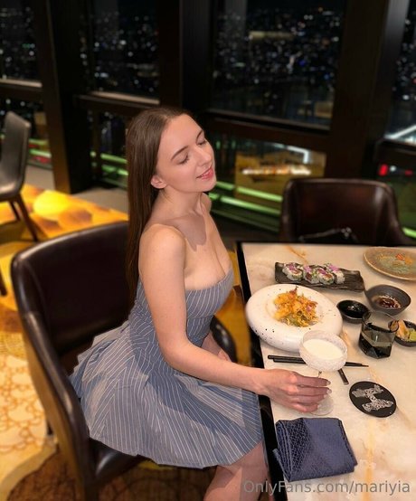 mariyia star erotic galleries