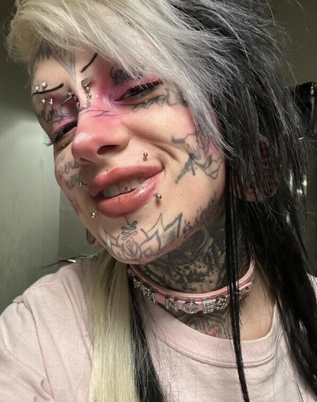 FaceTatMami sexy star img