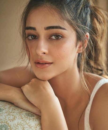 Ananya Panday beautiful model pictures