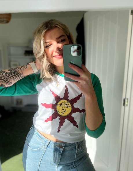 Emmalition pornstar images