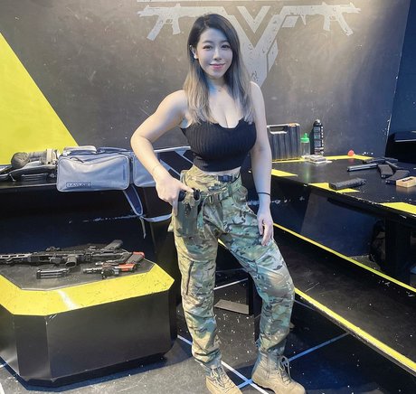 old young lesbian onlyfans adult picture