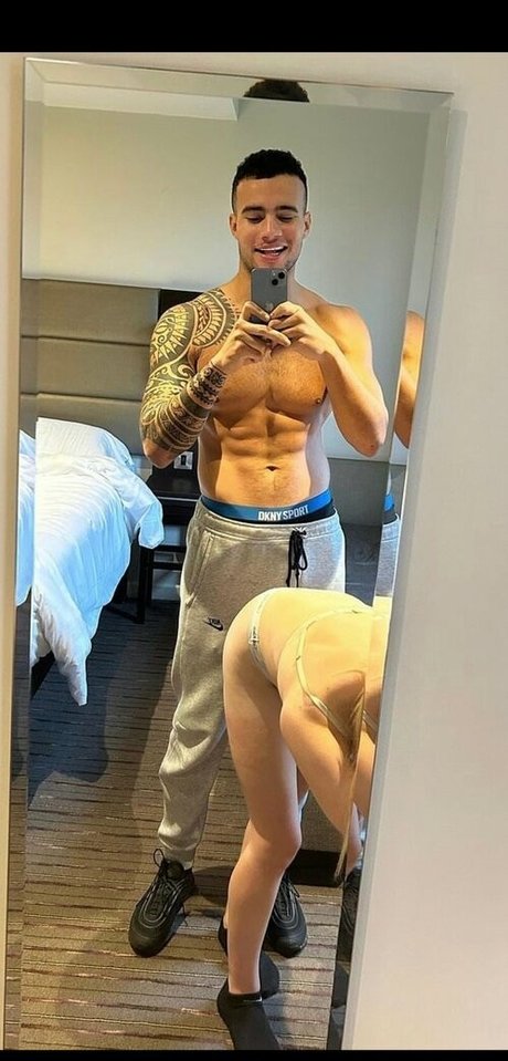 Cydney Beck naked model images