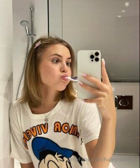 wife blowjob onlyfans free nude pictures