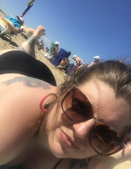 hairy granny onlyfans pornos image