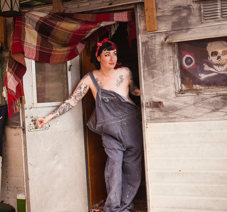 maple massacre pretty actress image