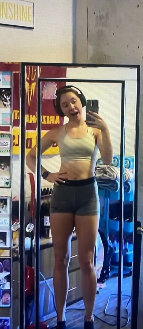 Makayla Turner pornstar galleries