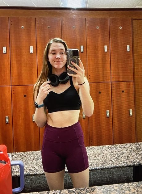 Makayla Turner star nice pic