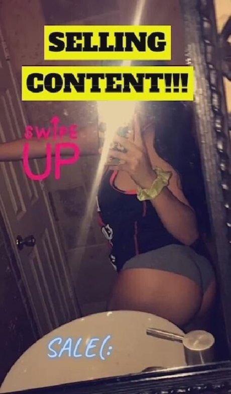 Emiliatorres55 free pornstar photo