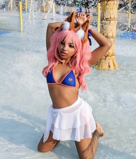 Mica Burton nice actress img