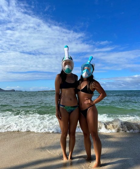 Alina Bitter naked model pic