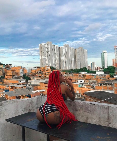 blonde wife onlyfans naked picture