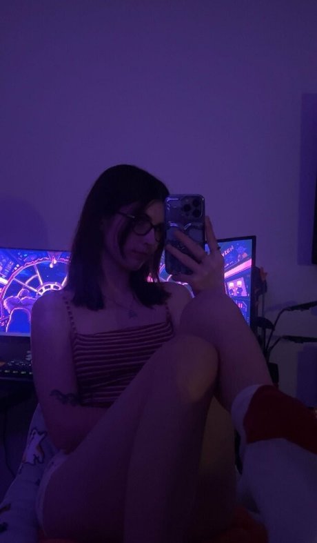 claudipher star top photo