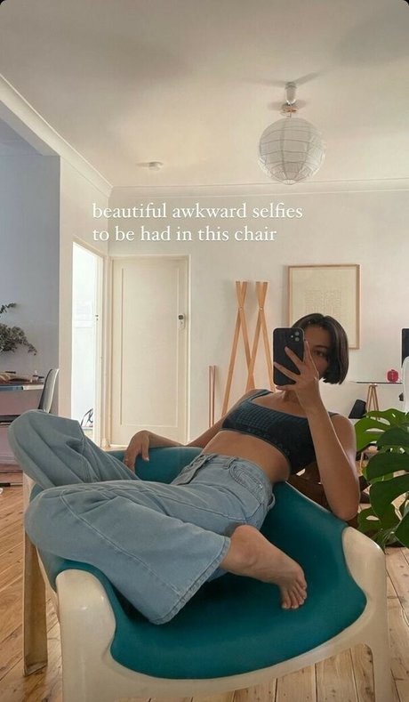 Bridget Gao Hollitt pretty model image