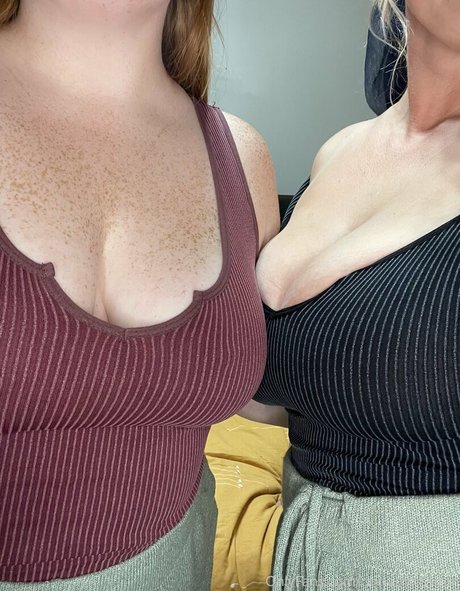 cinnamon siren top star picture