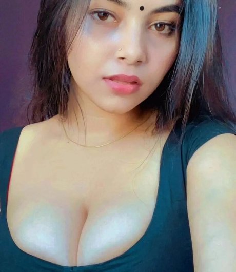 Arpa Roy nude model galleries