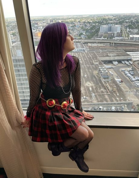 curvy xxx onlyfans adult pic