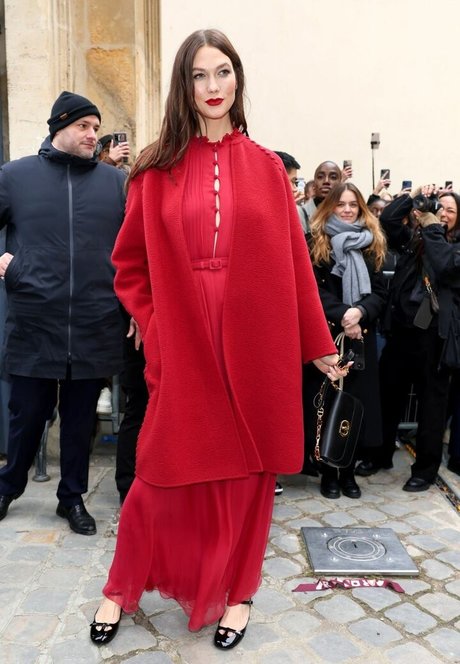 Karlie Kloss model nudes img