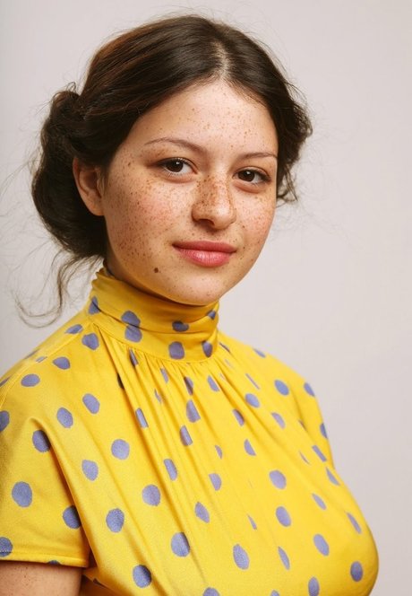 Alia Shawkat Images