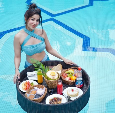 Bhumicka Singh sex model images