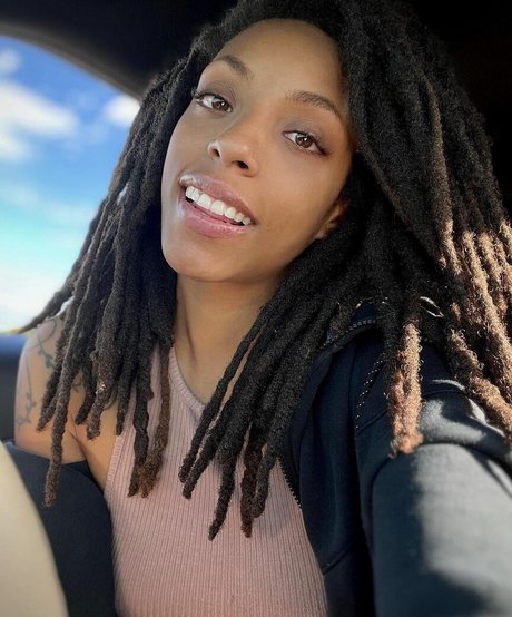 coleylox hd actress images