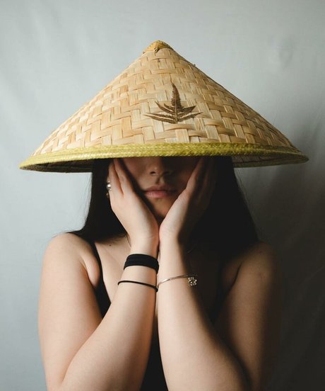 Maria Zhang star naked pics