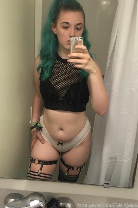 MYSTIK MINX pornstar erotic pic