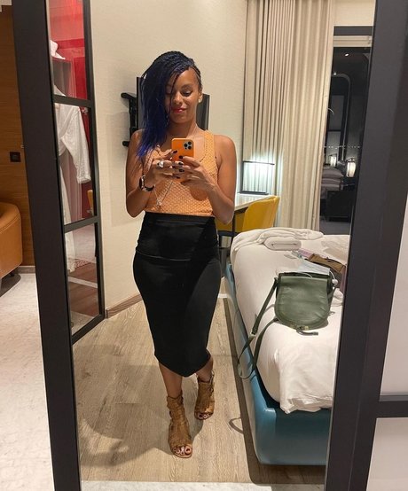 Lucy Hedges best star img