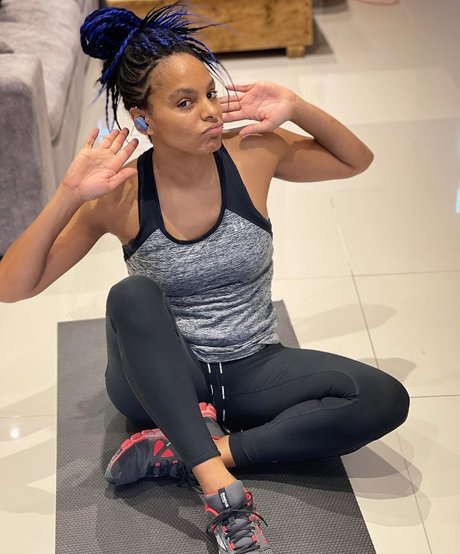 Lucy Hedges actress pics