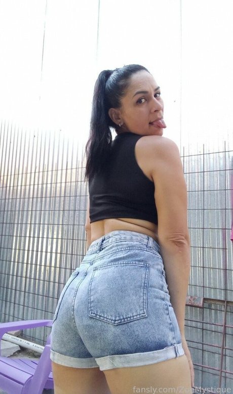 big ass blonde onlyfans hot image