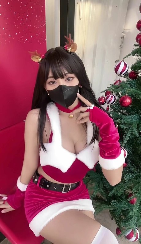 Aomjm model xxx photos