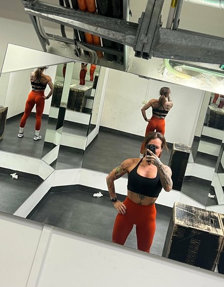 alpheratz pornstar erotic photo