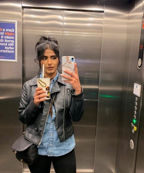 Tindy Kaur top model photo