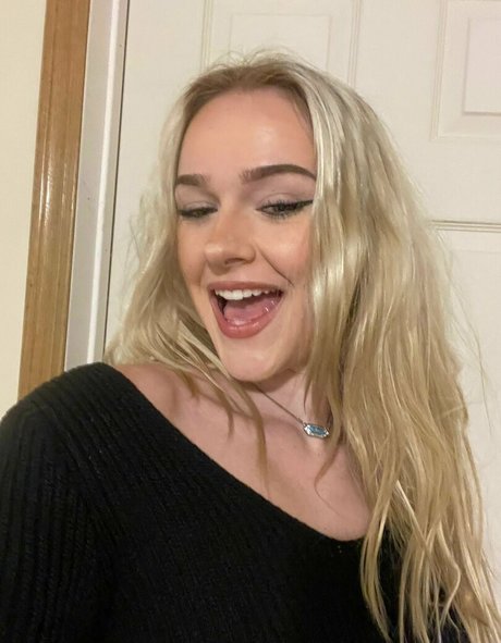 bloomingblake nude star photos