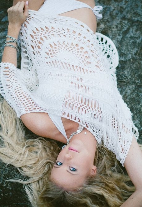 Chelan Simmons actress photo