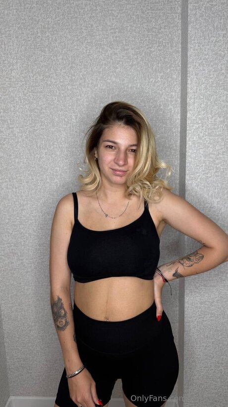 long onlyfans pretty img