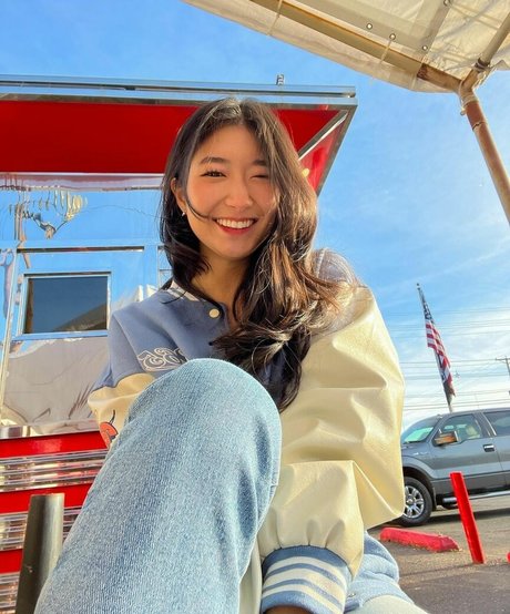 Sunnyliachoi beautiful model pictures