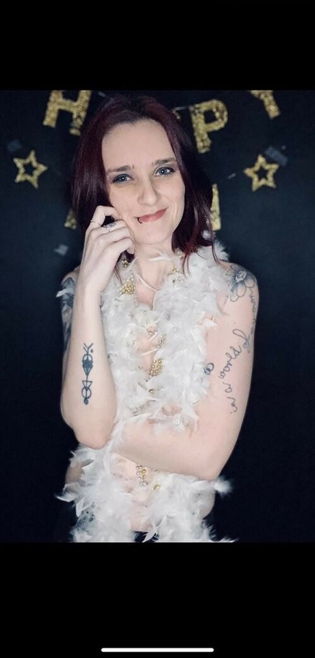 Luxygirl star nude photos