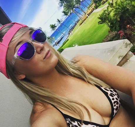 Meghan McCarthy model nude photos