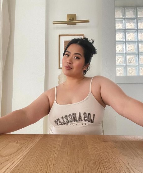 BellaBun Bo Bae exclusive pornstar gallery