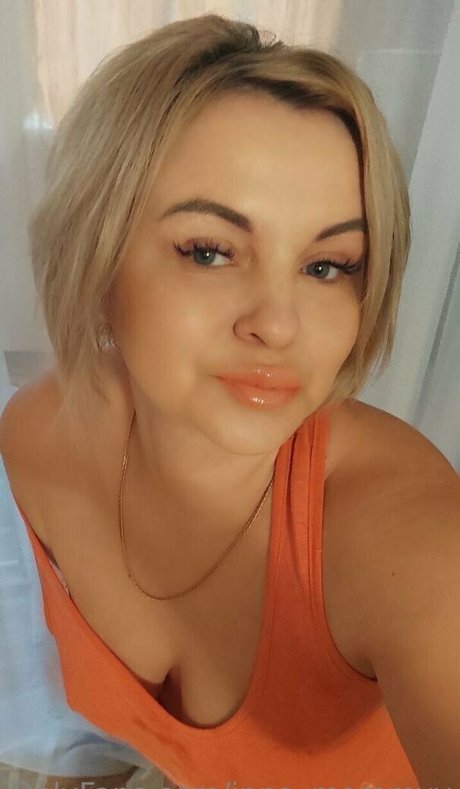 inna mommyy sex model img