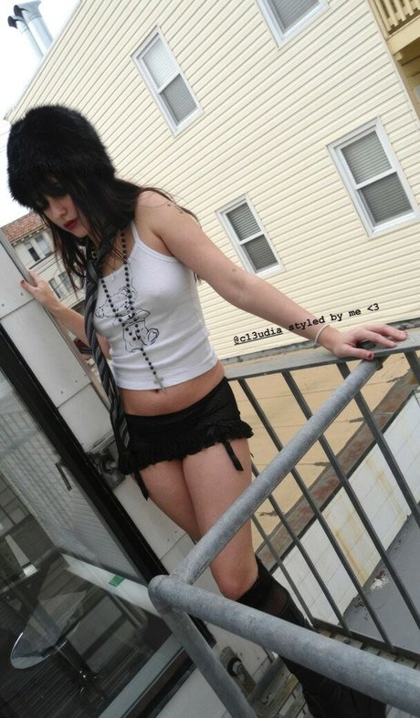 Claudia Perez pornstar nude pictures