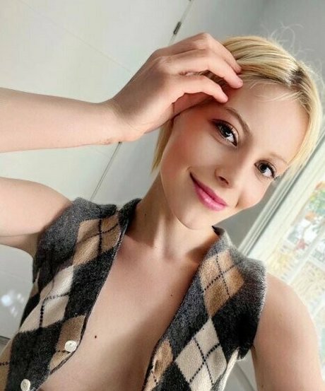 wife nude onlyfans exclusive pic