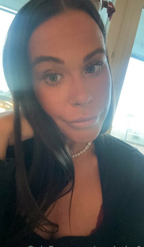 SweBabe1 perfect model image