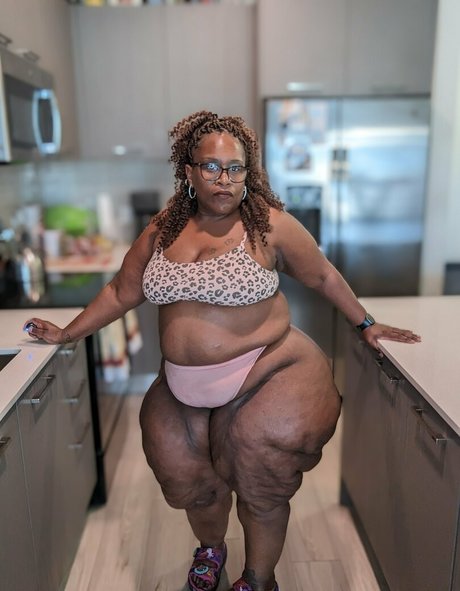 chubby mature onlyfans sexy nude pic