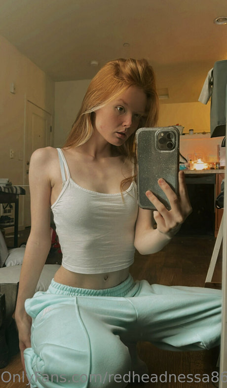 redheadnessbbg nudes model pics