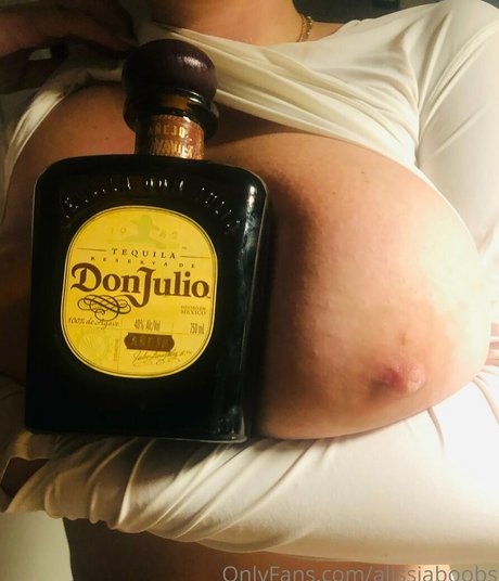 alissiaboobs xxx actress img