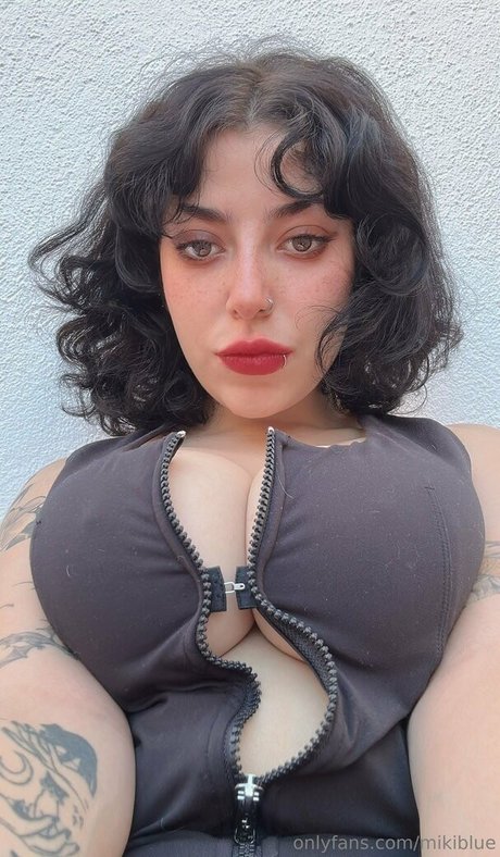 famous midget onlyfans best picture